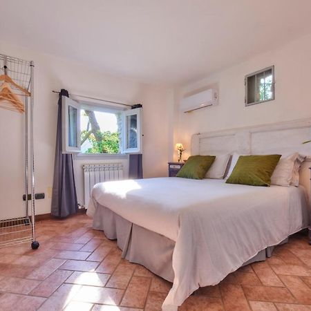 La Casetta Nel Bosco - Hot Tube And Sauna เลียร์นา ภายนอก รูปภาพ
