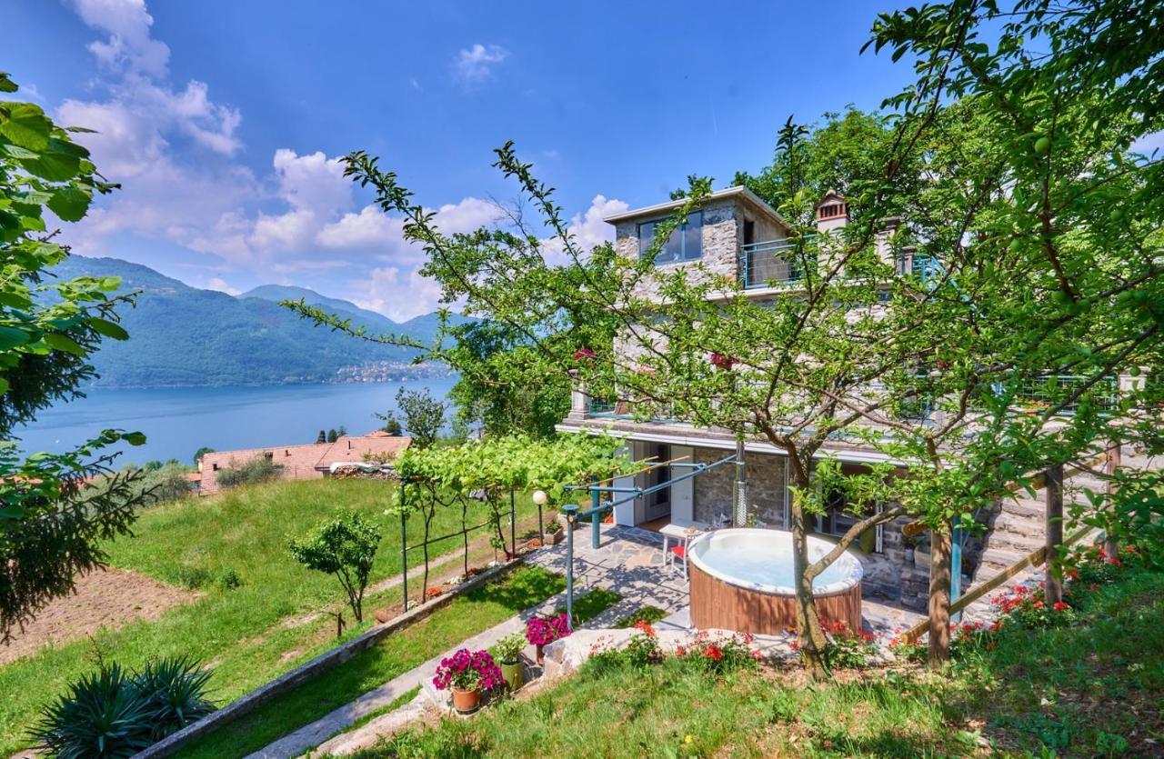 La Casetta Nel Bosco - Hot Tube And Sauna เลียร์นา ภายนอก รูปภาพ
